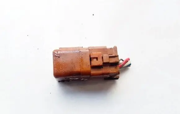 Nissan Almera N16 Other relay 2523079964
