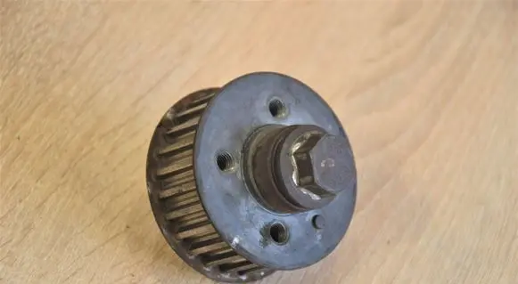 Alfa Romeo Giulietta Crankshaft pulley 940A4000