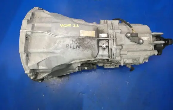 Mercedes-Benz C W205 Manual 5 speed gearbox MT18004