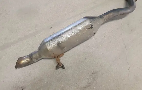 Muffler/silencer