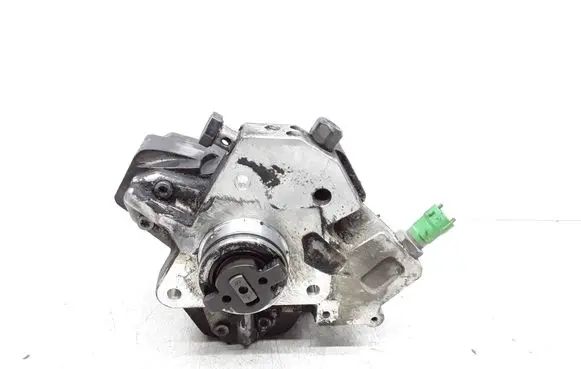 Volvo XC60 Fuel injection high pressure pump 30756125 0445010111