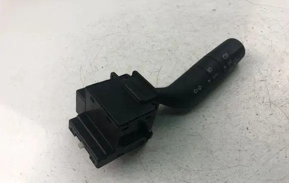 Mazda 3 II Wiper turn signal indicator stalk/switch 17D682
