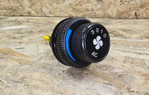 Porsche 944 Air conditioning (A/C) switch 477959530