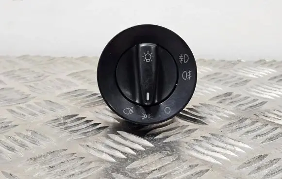 Volkswagen Sharan Light switch 1C0941531A K01352