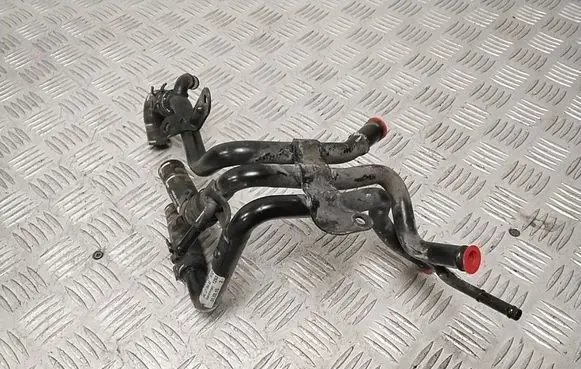 Volkswagen PASSAT B8 Brake vacuum hose/pipe 04L121064AE