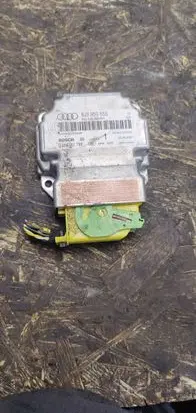 Audi TT TTS Mk2 Airbag control unit/module 8J0959655 5001795