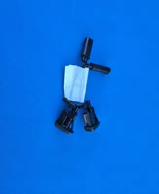 BMW X3 E83 Windshield washer spray nozzle 7110851