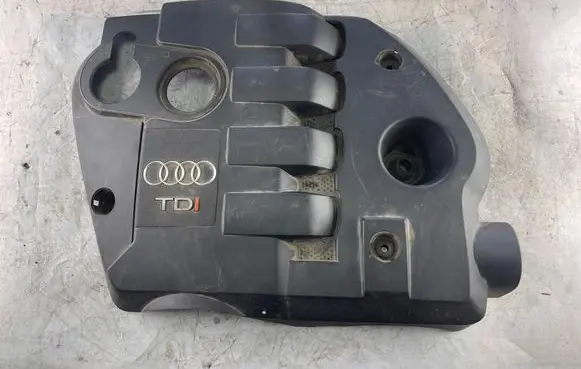 Audi A3 S3 8P Engine cover (trim) 038103925