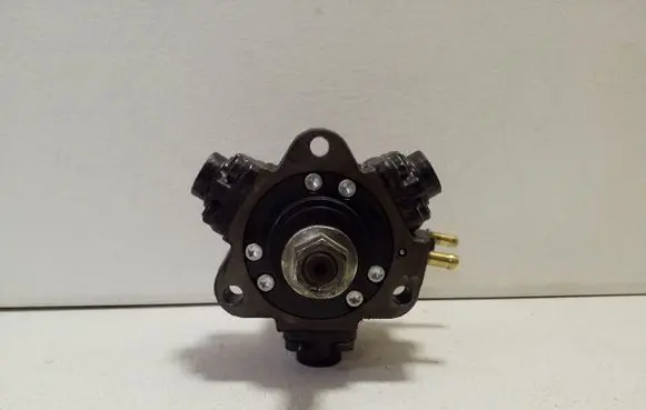 Fuel injection high pressure pump