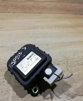 Renault Espace III Air flap motor/actuator 0132801111