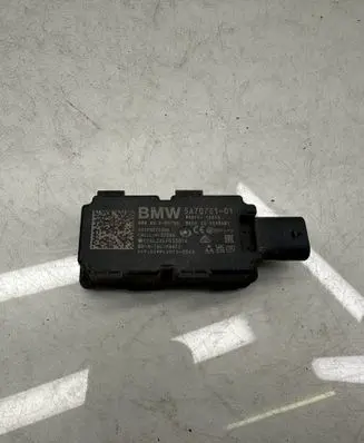 BMW 5 G30 G31 G38 Antenna control unit 5A707E1