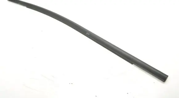 Ford Explorer Rear door trim (molding) R2KBR25604AD