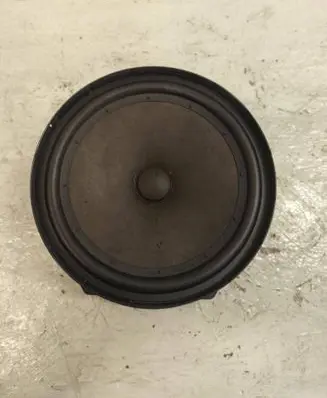 Volkswagen Golf V Front door high frequency speaker 
