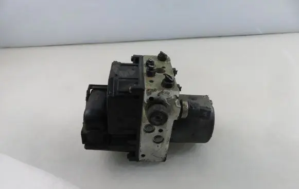 Volkswagen PASSAT B5.5 ABS Pump 0265225124 0265950055