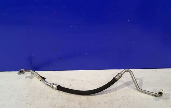 Air conditioning (A/C) pipe/hose