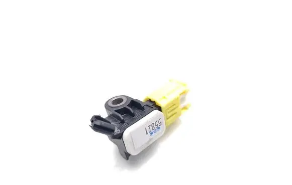 Mitsubishi Outlander Airbag deployment crash/impact sensor 8651A166