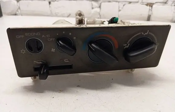 Mitsubishi Colt Climate control unit