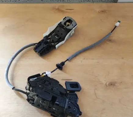 Skoda Kodiaq Front door lock 5TC837016