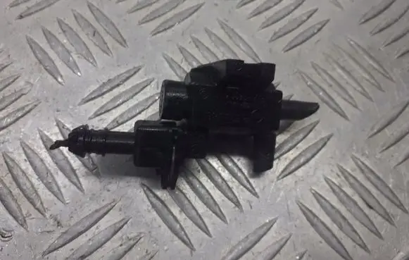 Skoda Fabia Mk1 (6Y) Turbo solenoid valve 722448001