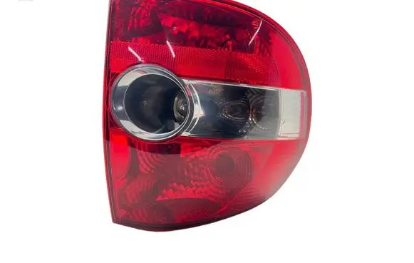Volkswagen Fox Rear/tail lights 5Z0945095 6128871 XB2263
