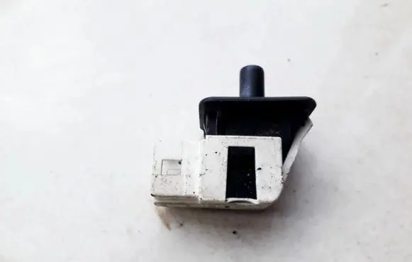 Mercedes-Benz E W211 Front door sensor coupe 2028209410 300011501