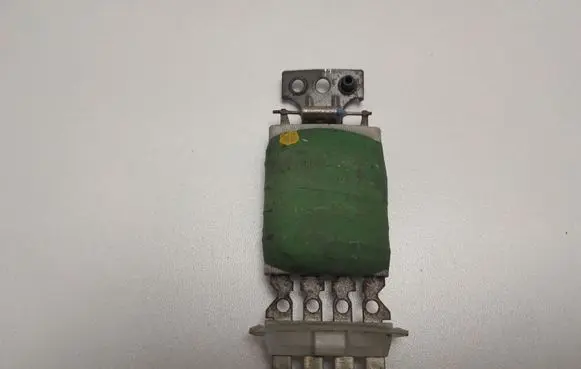 Volkswagen Golf IV Heater blower fan relay H35655269X