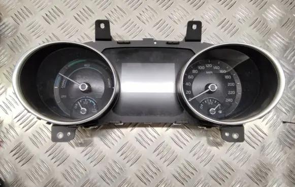 KIA Xceed Speedometer (instrument cluster) 116420319X