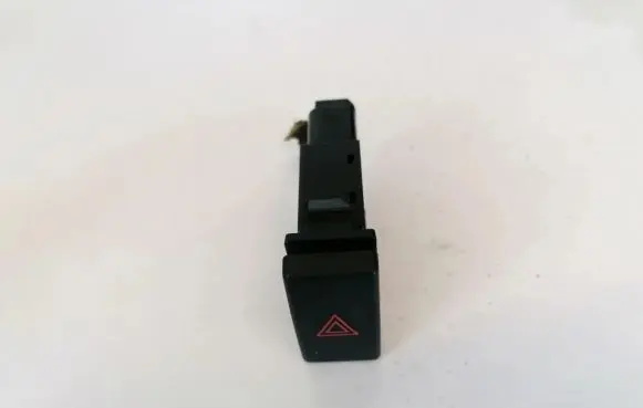 Toyota Avensis T250 Hazard light switch 157963