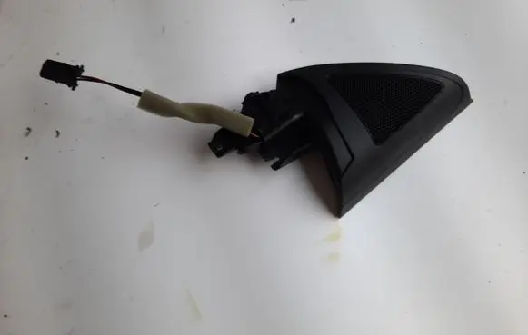 Volkswagen PASSAT CC Front door high frequency speaker 3C8035411