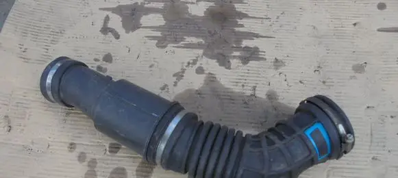 Opel Mokka Air intake hose/pipe 95374554