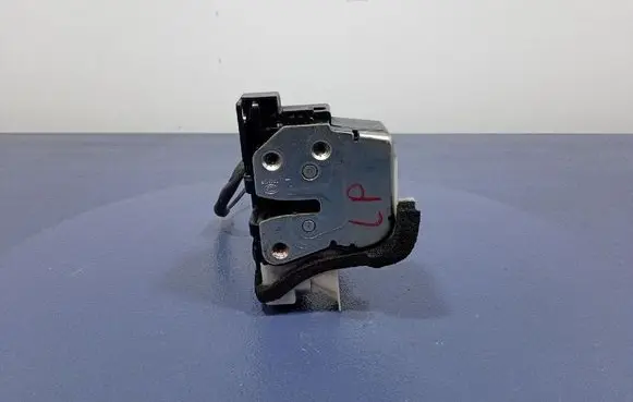 Hyundai i20 (GB IB) Front door lock 81310C8020