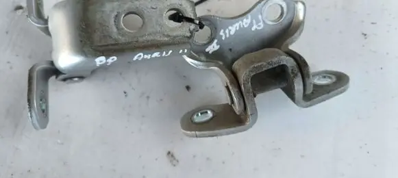 Toyota Auris E180 Front door hinge set 56795G10397