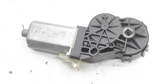 Seat Alhambra (Mk2) Seat adjustment motor 0390203469