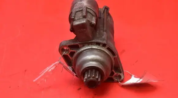 Volkswagen Eos Starter motor 02M911023N