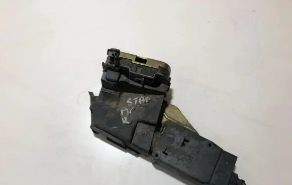 Mitsubishi Space Star Rear door lock