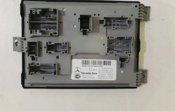 Mercedes-Benz C W205 SAM control unit A2059007037