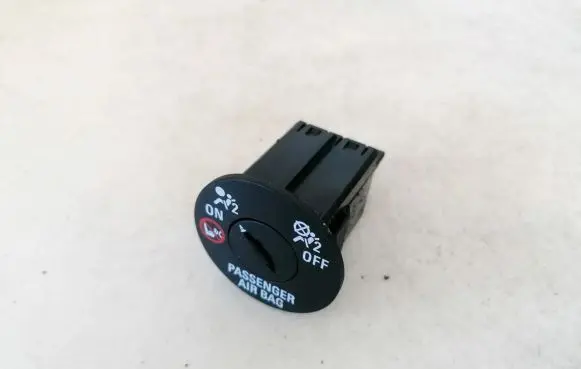 Opel Insignia A Passenger airbag on/off switch 13577258