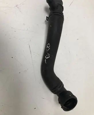 Audi Q3 8U Engine coolant pipe/hose 5N0122291E