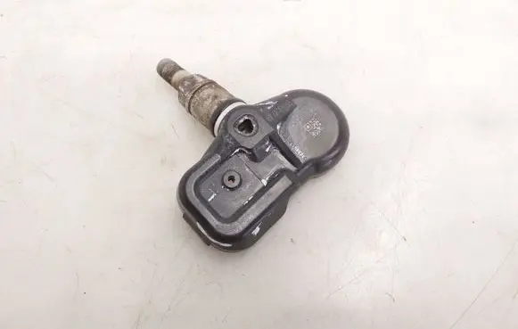 Nissan Juke I F15 Tire pressure sensor 157021394B CCAI14LP0750T5 PMVCA14