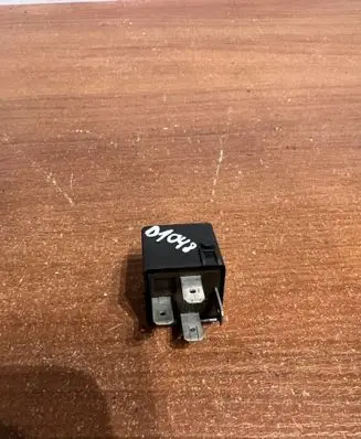 Mercedes-Benz SL R129 Other relay A0025421319 D1048