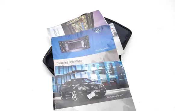 Mercedes-Benz CLC CL203 Owners service history hand book 