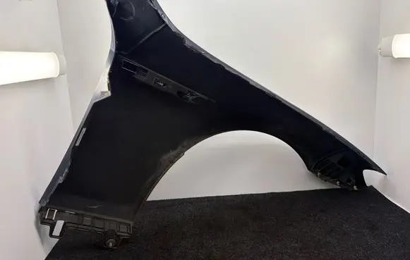 BMW 6 F06 Gran coupe Fender 7212417