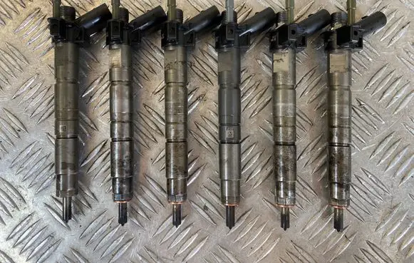 BMW X5 E70 Fuel injectors set 7805430 0445117017