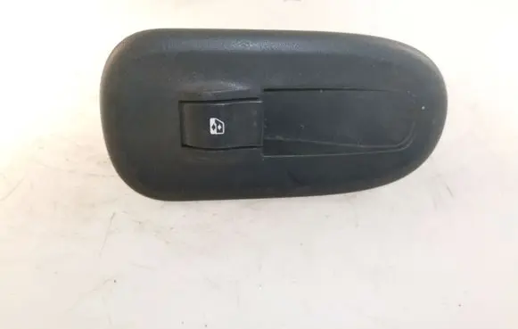 Renault Kangoo II Electric window control switch 8200548968