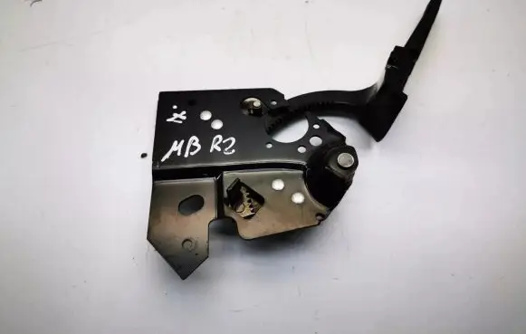 Other center console (tunnel) element