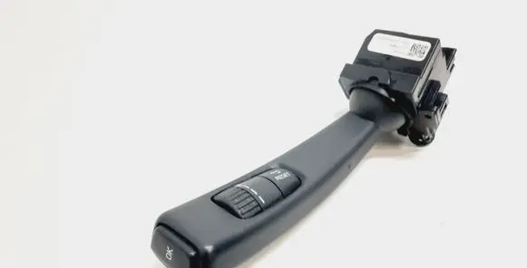 Volvo S60 Indicator stalk 31327904