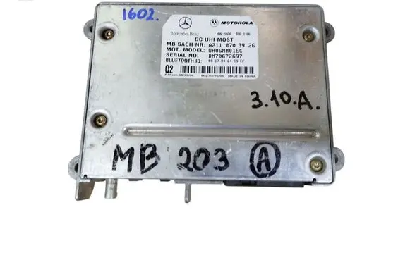 Mercedes-Benz E W211 Bluetooth control unit module A2118703926