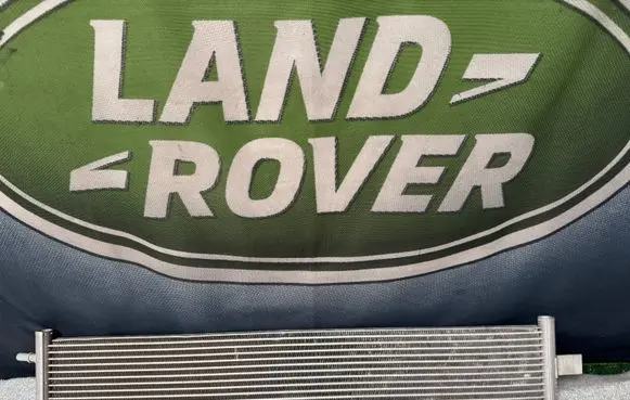 Land Rover Range Rover Evoque L551 Electric car engine cooler L8D28D010AA