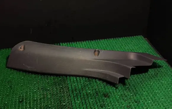 Iveco Daily 35 - 40.10 Front sill trim cover 500312438 352000000