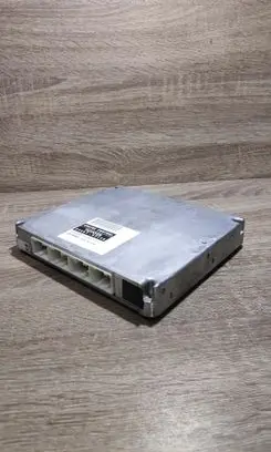 Toyota Prius (XW20) Engine control unit/module ECU 8966147110 2751001633